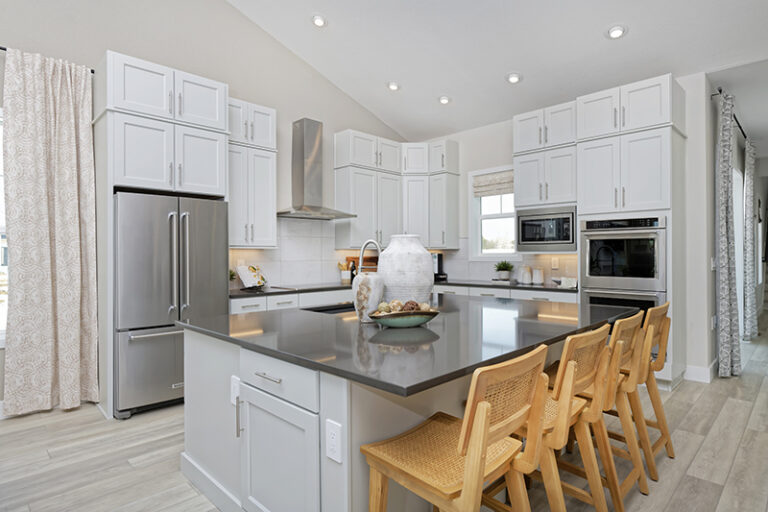 Atrium | Kitchen Image 2